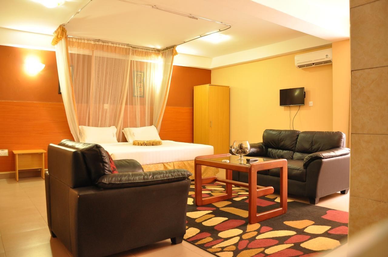 Eureka Place Hotel カンパラ エクステリア 写真